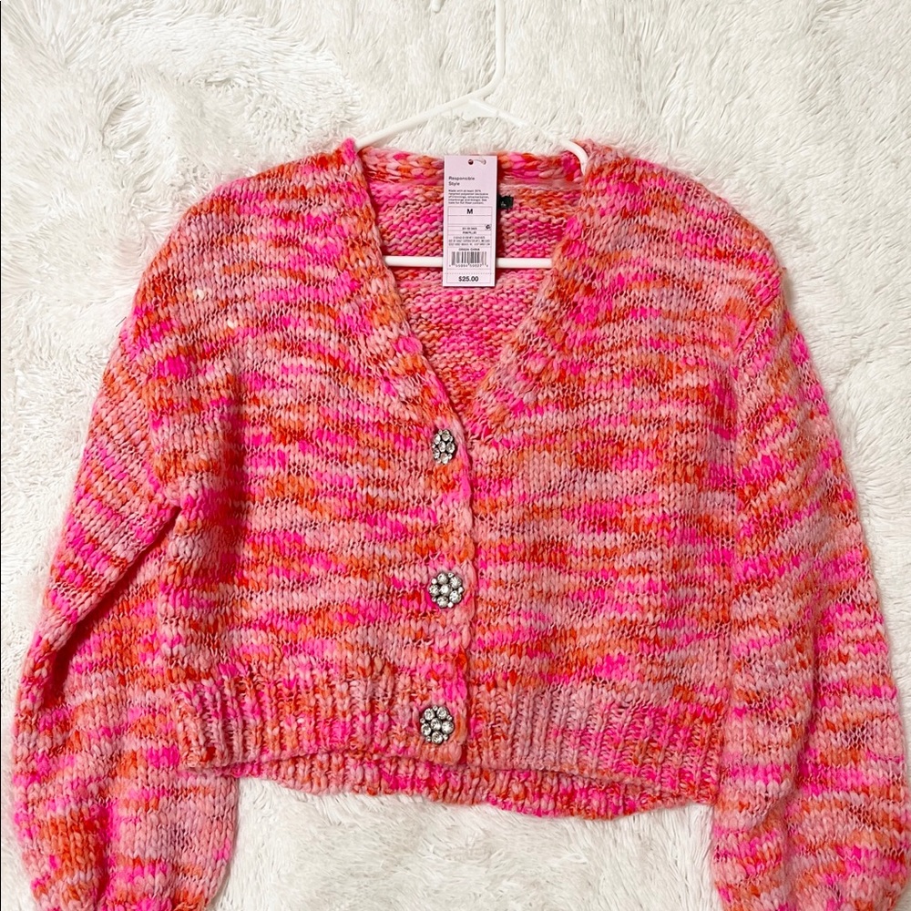 Beautiful sweater it is new with tags